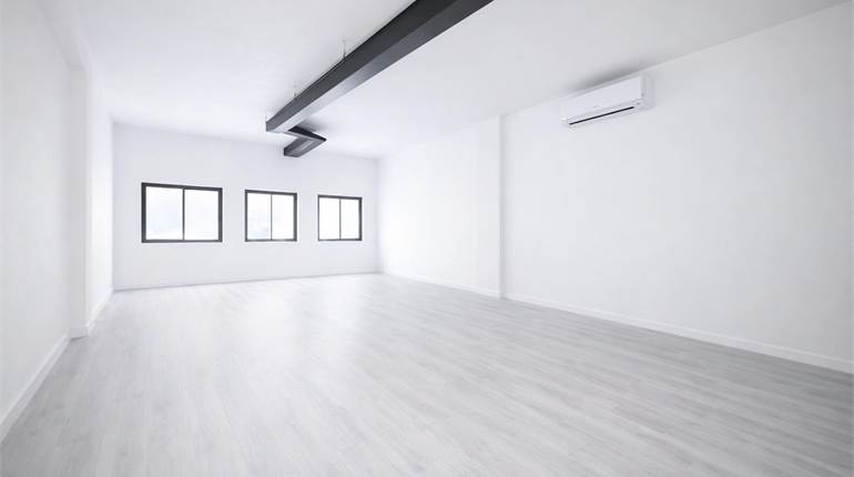 AFFITTASI LOCALI USO UFFICIO – AVERSA, VIA PIROLO