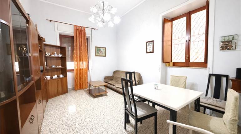 AVERSA – VIA SANT’AGOSTINO / VIA CESARE GOLIA