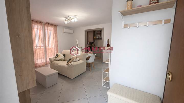 Aversa –  Appartamento con box auto in parco signorile