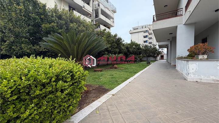 Aversa Sud – Grande Appartamento Rifinito con Posto Auto | Solo Referenziati